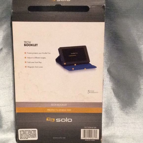 Solo. Tech Booklet, Protects Kindle Fire & Nexus 7 - Picture 3 of 6